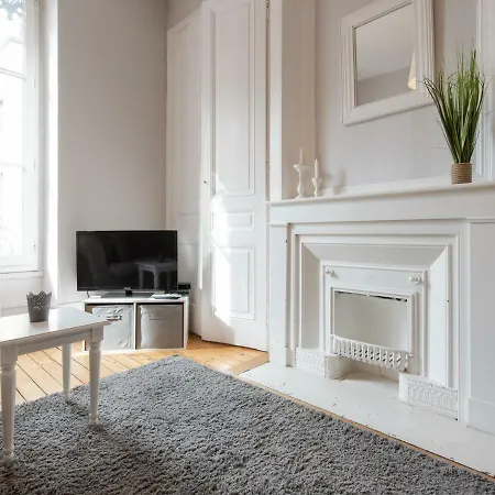 Apartment Le Nid Lyonnais - Le Vienne
